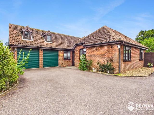 Bungalow for sale in Dale Hill, Essex