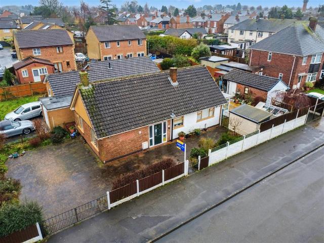 Bungalow for sale in Caldermill, East Midlands