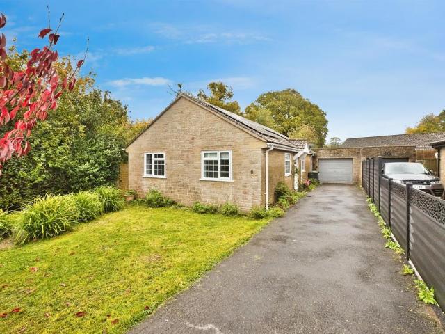 Bungalow for sale in Mosterton