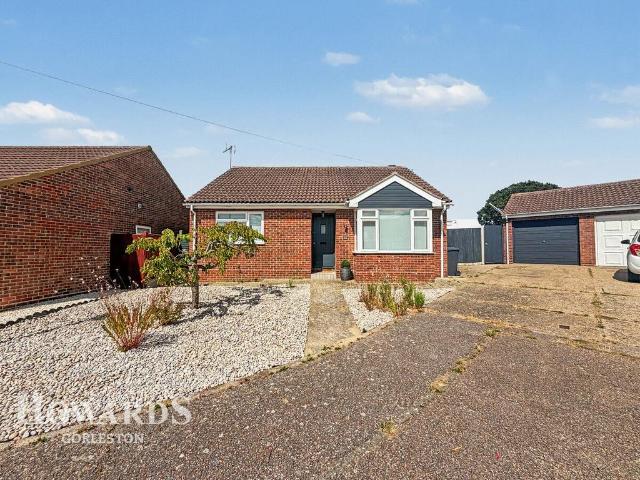 Bungalow for sale in Hopton-on-Sea, Stokesby