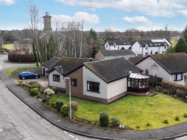 Bungalow for sale in Huntingtowerfield, Almondbank