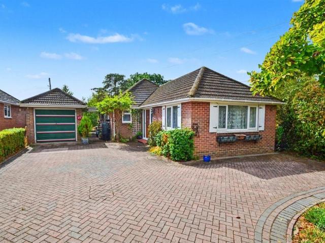 Bungalow for sale in Fisher's Pond, Colden