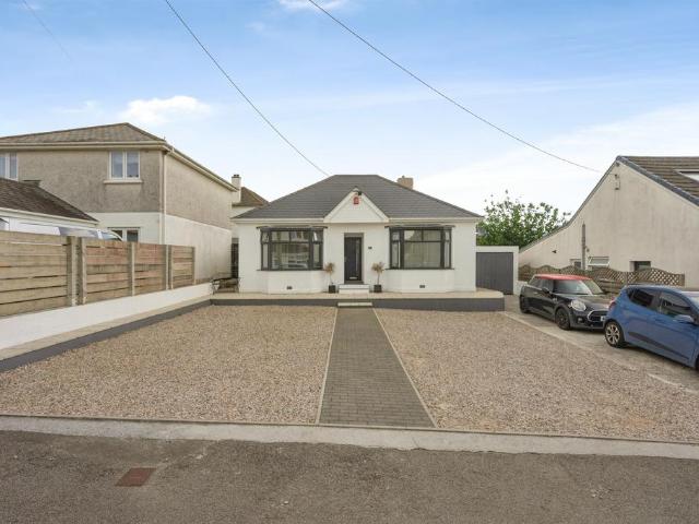 Bungalow for sale in Staddiscombe, Mount Wise
