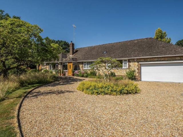 Bungalow for sale in Washington, Horsham