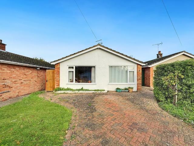 Bungalow for sale in Fordham Heath, Essex
