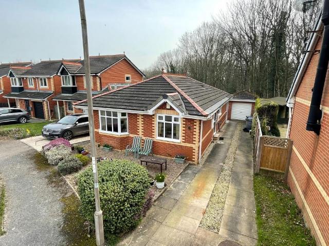 Bungalow for sale in Silkstone Common, South Yorkshire