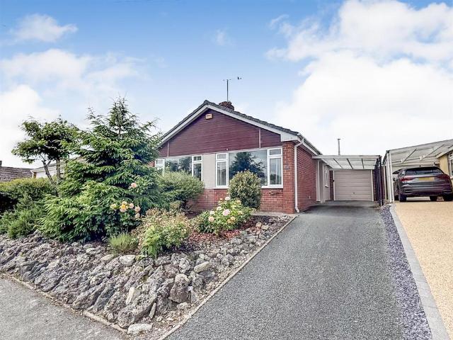 Bungalow for sale in Oswestry, Shropshire