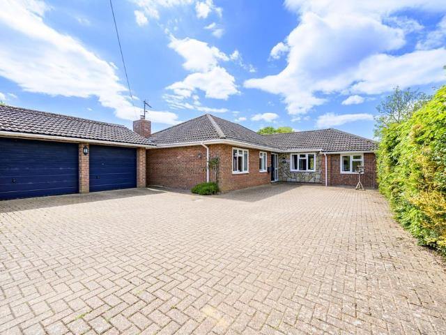 Bungalow for sale in Bedfield, Mid Suffolk