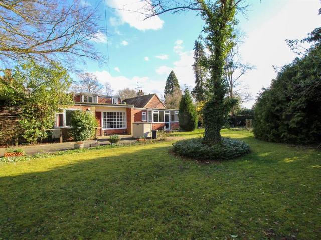 Bungalow for sale in Arrington, Cambridgeshire