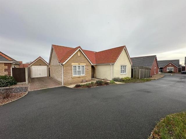 Bungalow for sale in Combs Ford, Bedingfield