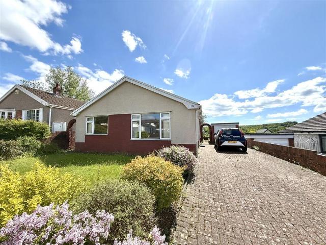 Bungalow for sale in Derwen Fawr, Nangreaves