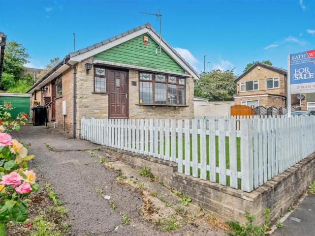 Bungalow for sale in Pudsey, West Yorkshire
