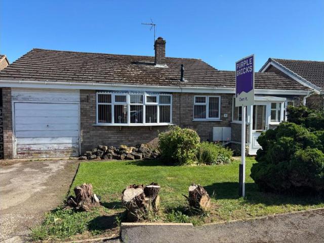 Bungalow for sale in New Houghton, Bolsover