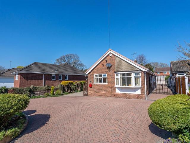 Bungalow for sale in Tettenhall, West Midlands