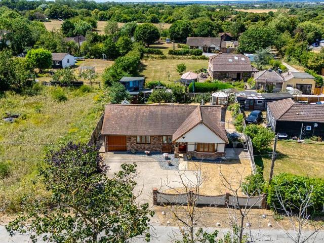 Bungalow for sale in Hullbridge, Rochford