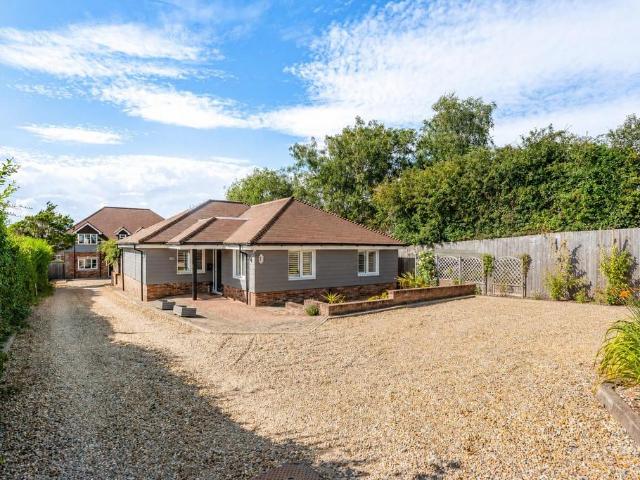 Bungalow for sale in Bolton Low Houses, Hampshire