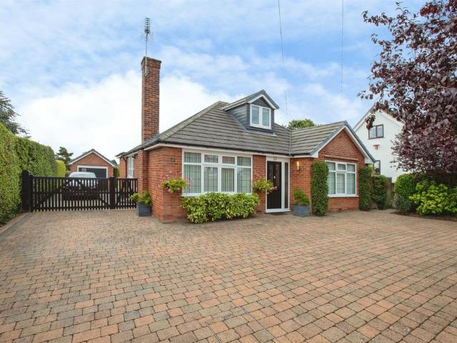 Bungalow for sale in Potters Corner, East Midlands