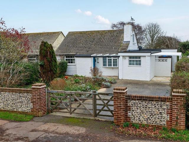 Bungalow for sale in Littlecote, West Sussex