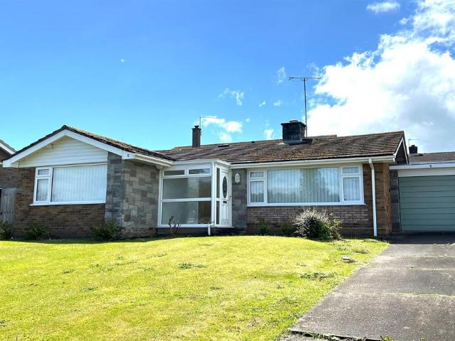 Bungalow for sale in Acle, Crostwick