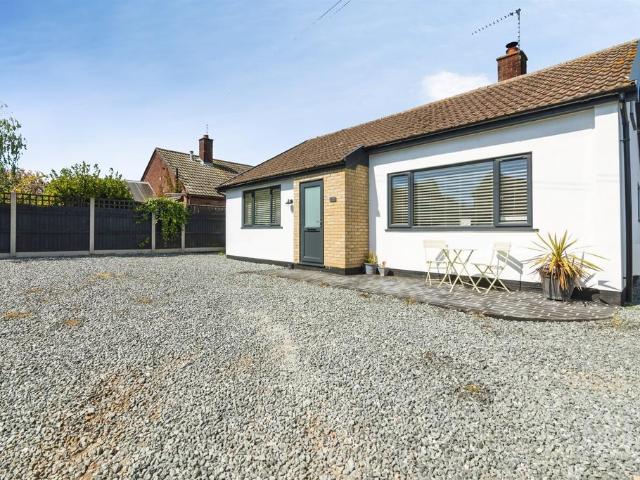 Bungalow for sale in Eastbridge, Suffolk