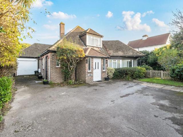 Bungalow for sale in Littlecote, West Sussex