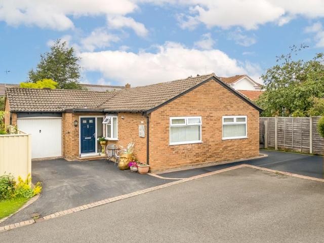 Bungalow for sale in Myton Park, Green Close