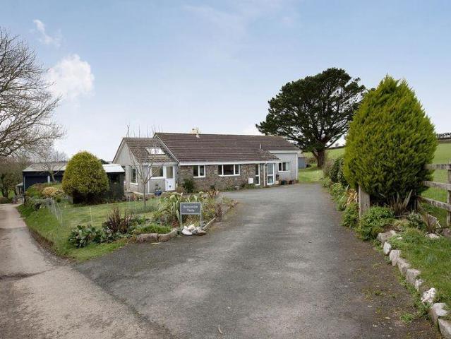Bungalow for sale in Buckland-Tout-Saints, Strode