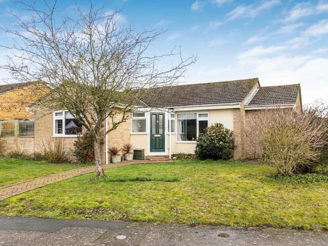 Bungalow for sale in Chelmondiston, Suffolk