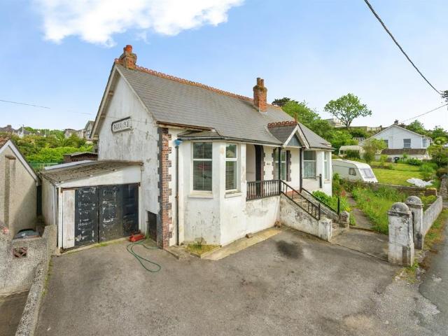 Bungalow for sale in Mount Wise