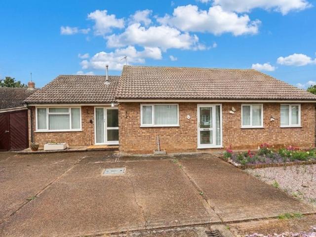 Bungalow for sale in Barway, Cambridgeshire