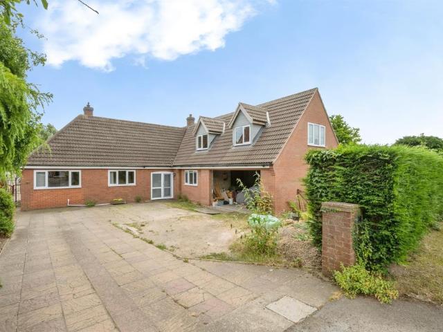 Bungalow for sale in North Lincolnshire