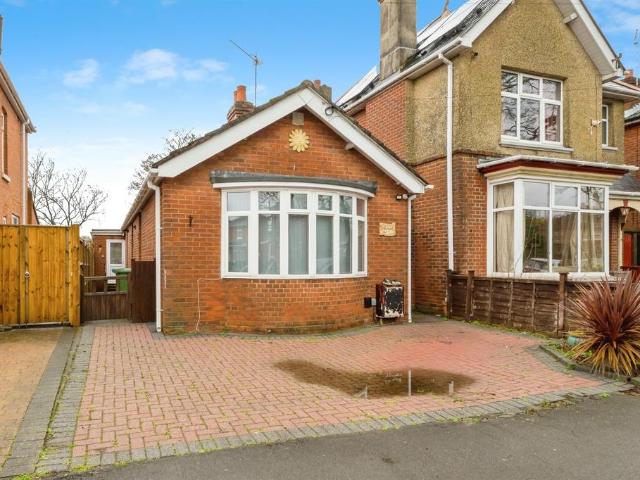 Bungalow for sale in Shirley Park, Isle Of Man