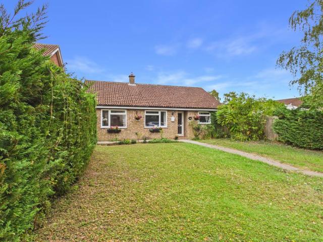 Bungalow for sale in Chelmondiston, Suffolk