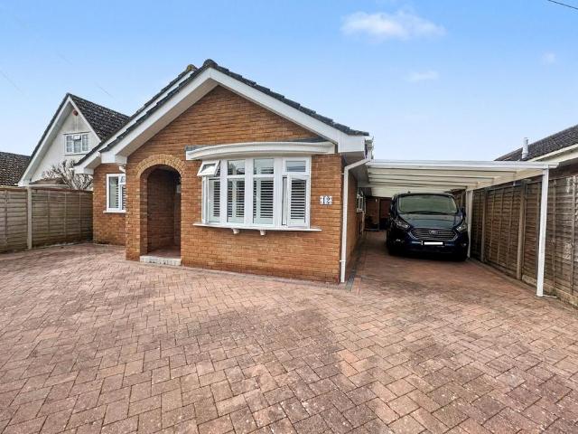 Bungalow for sale in Ebblake, Verwood
