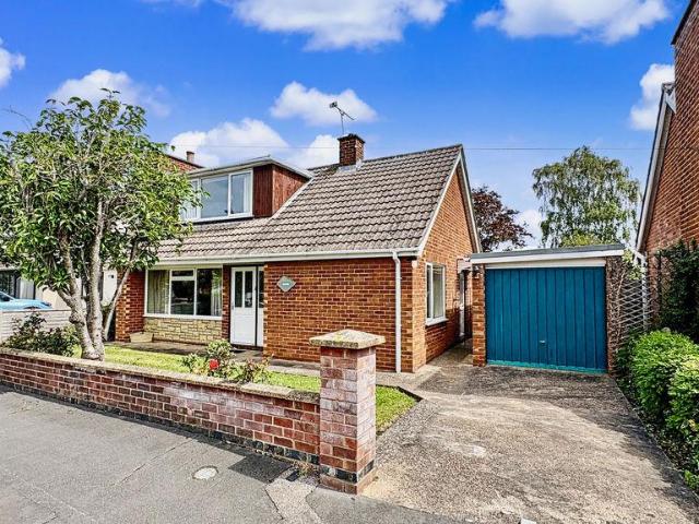 Bungalow for sale in West Honeywood, Ingleby