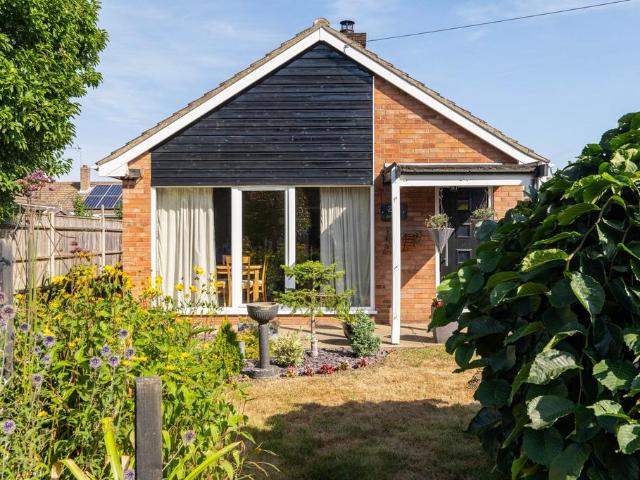 Bungalow for sale in Stokesby, Norfolk