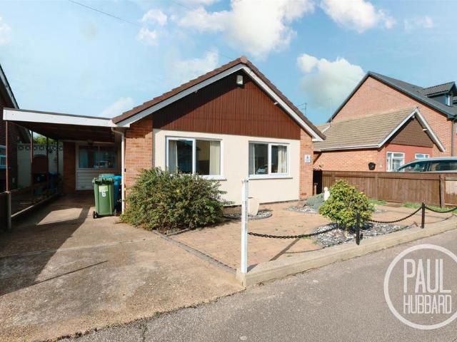 Bungalow for sale in Oulton Broad, East Suffolk