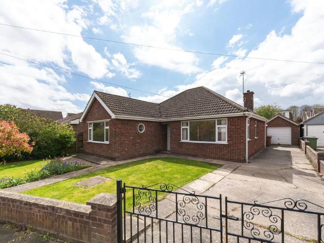 Bungalow for sale in The Willows, North East Lincolnshire