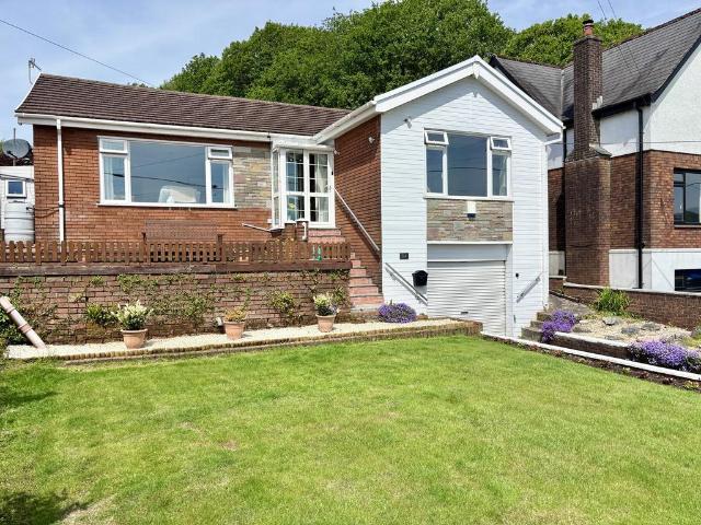 Bungalow for sale in Cilybebyll, Wales