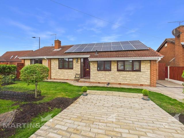 Bungalow for sale in Askern, Doncaster