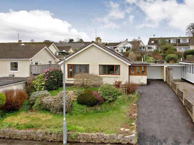 Bungalow for sale in Strode, Devon
