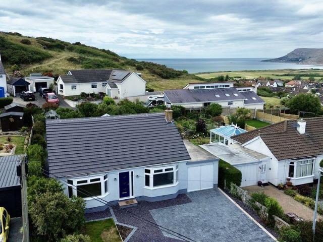 Bungalow for sale in Conwy, Wales