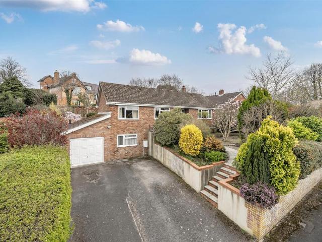 Bungalow for sale in Potterne