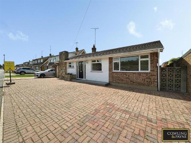 Bungalow for sale in Wickford, Shotgate
