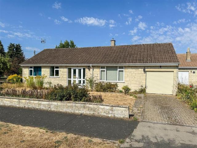 Bungalow for sale in Lea and Cleverton, Lea