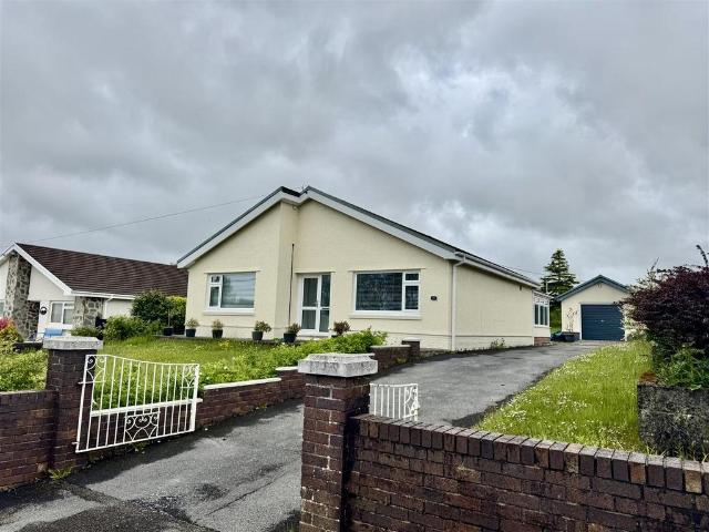 Bungalow for sale in Tycroes, Wales