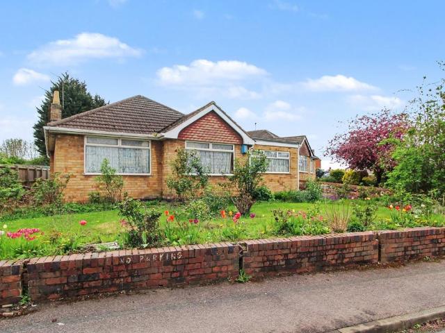 Bungalow for sale in Littlethorpe, Pinfold