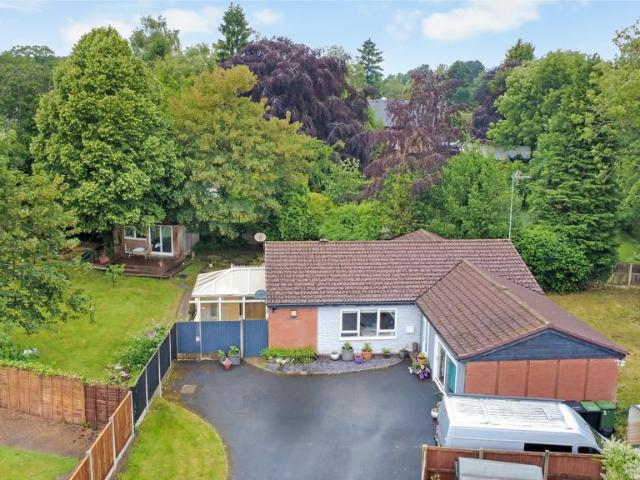 Bungalow for sale in Bromsgrove, Worcestershire