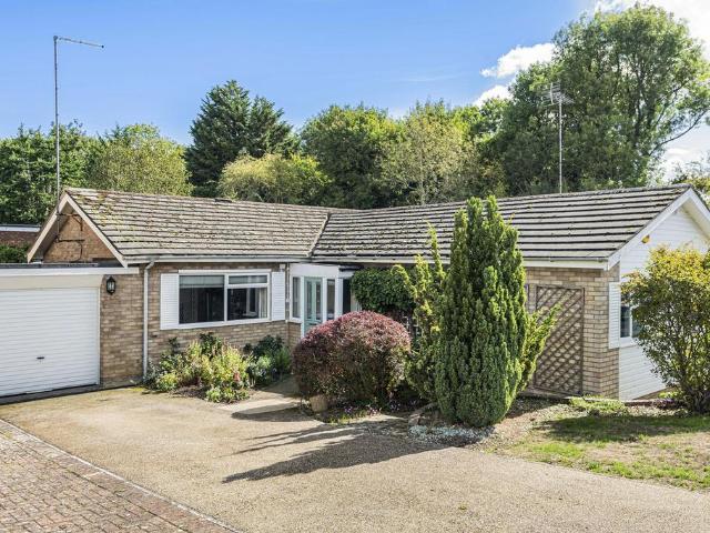 Bungalow for sale in Five Acres, Hertfordshire