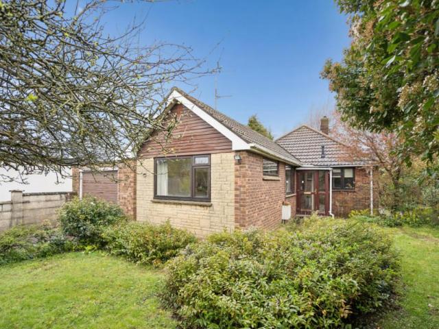 Bungalow for sale in Dromore, Oxfordshire